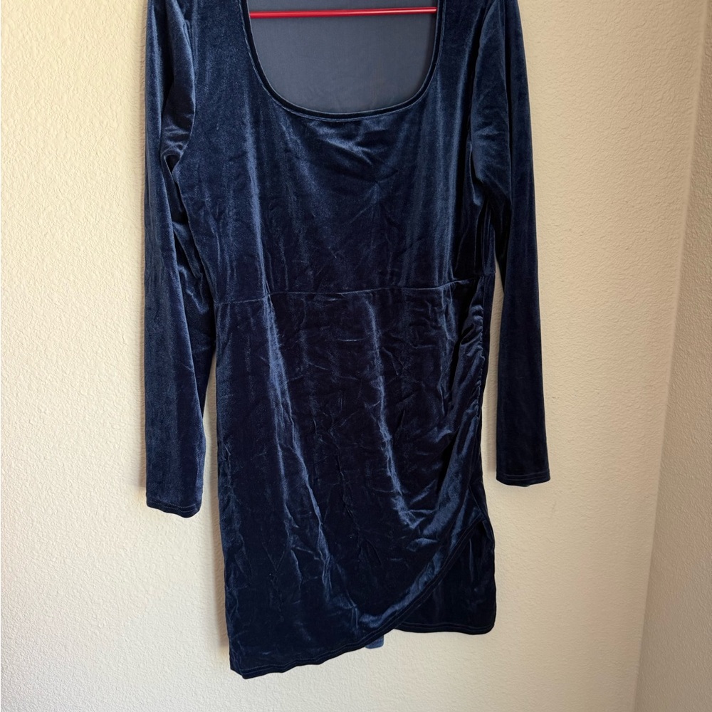 Elegant Black Velvet Dress